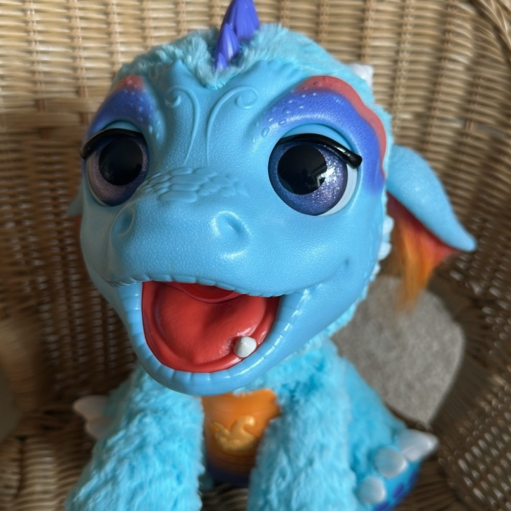 Torch Ny Blazin Dragon Interactive Toy